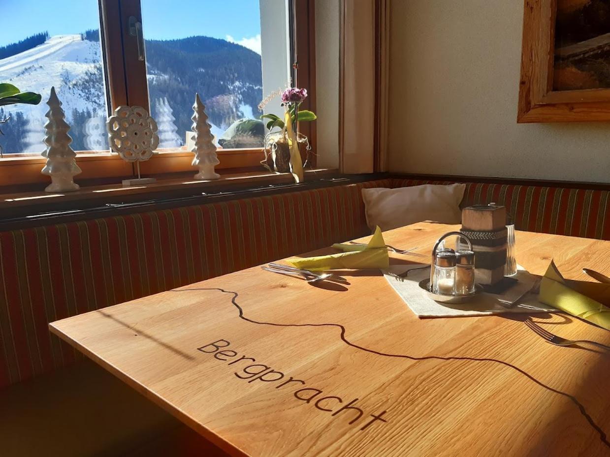 Pension Bergpracht Ramsau am Dachstein Bagian luar foto