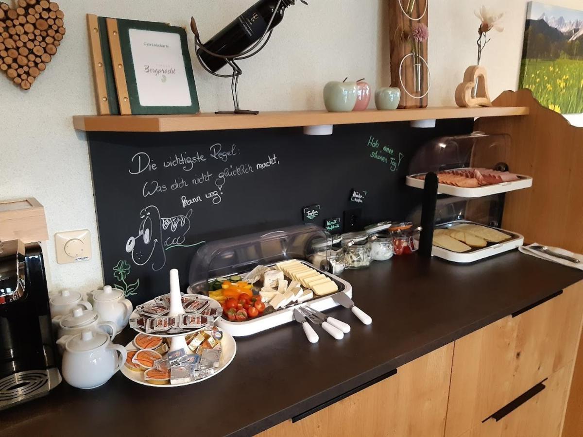 Pension Bergpracht Ramsau am Dachstein Bagian luar foto